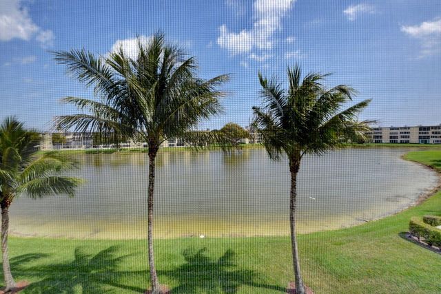 3057 Yarmouth C, Boca Raton, FL 33434