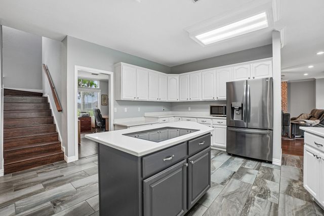 1252 Orchard Lane, Ennis, TX 75119