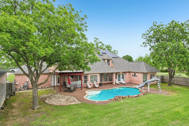 1252 Orchard Lane, Ennis, TX 75119