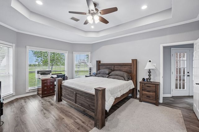 1252 Orchard Lane, Ennis, TX 75119