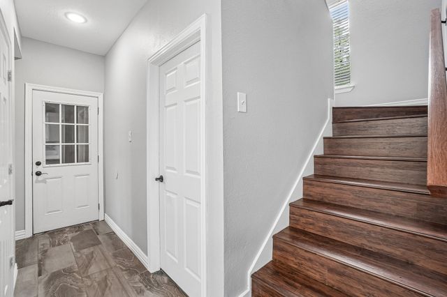 1252 Orchard Lane, Ennis, TX 75119