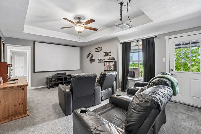 1252 Orchard Lane, Ennis, TX 75119