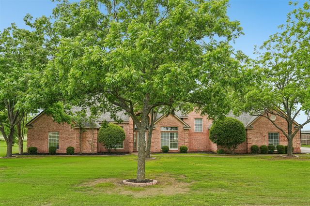 1252 Orchard Lane, Ennis, TX 75119