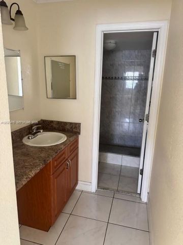 2850 NW 55th Avenue 1D, Lauderhill, FL 33313