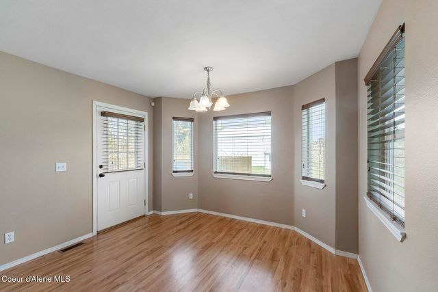 372 Glidden Ave, Priest River, ID 83856