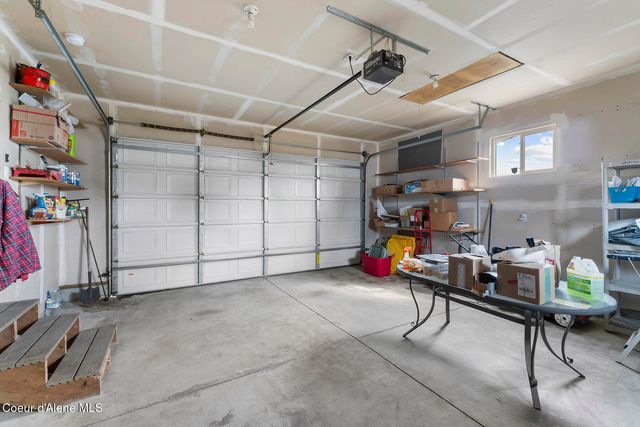 372 Glidden Ave, Priest River, ID 83856