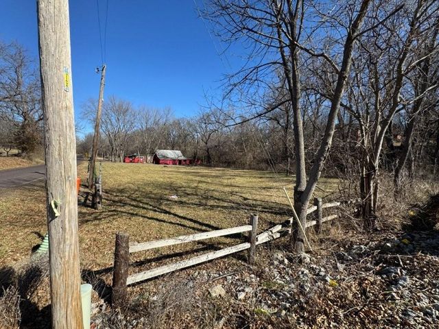 2611 N Union School Road, Independence, MO 64058