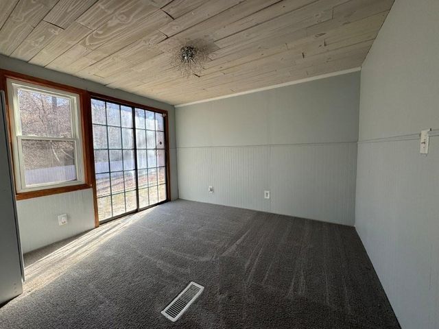 2611 N Union School Road, Independence, MO 64058