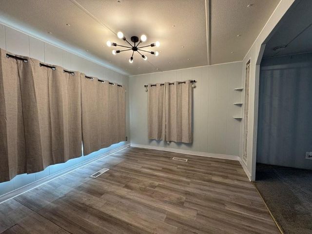 2611 N Union School Road, Independence, MO 64058