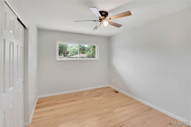 1592 Mendell Drive, University City, MO 63130