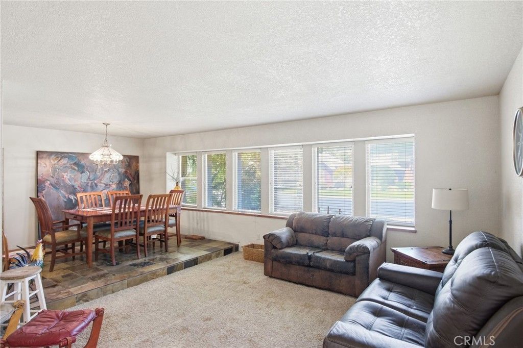 Image 10 of property listing at 1421 El Pueblo Drive, Modesto, CA 95355
