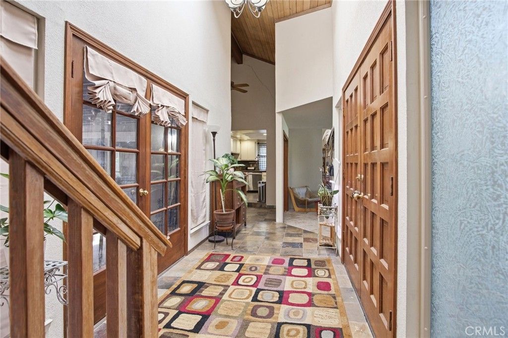 Image 12 of property listing at 1421 El Pueblo Drive, Modesto, CA 95355