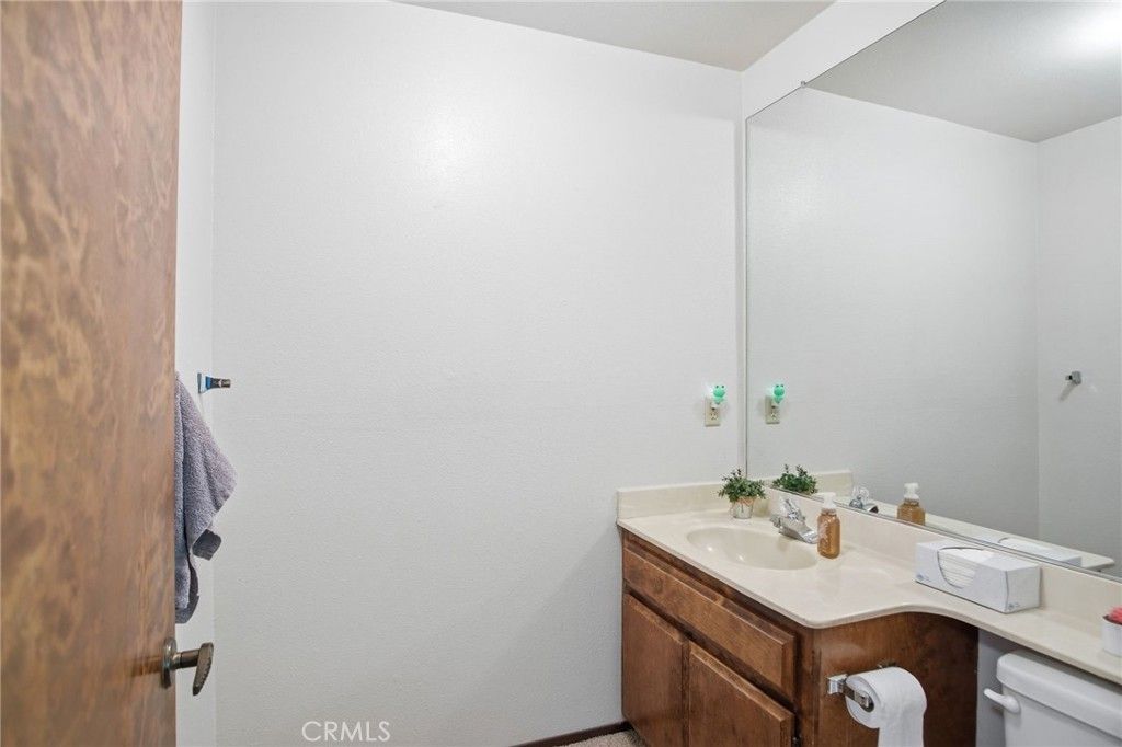 Image 29 of property listing at 1421 El Pueblo Drive, Modesto, CA 95355