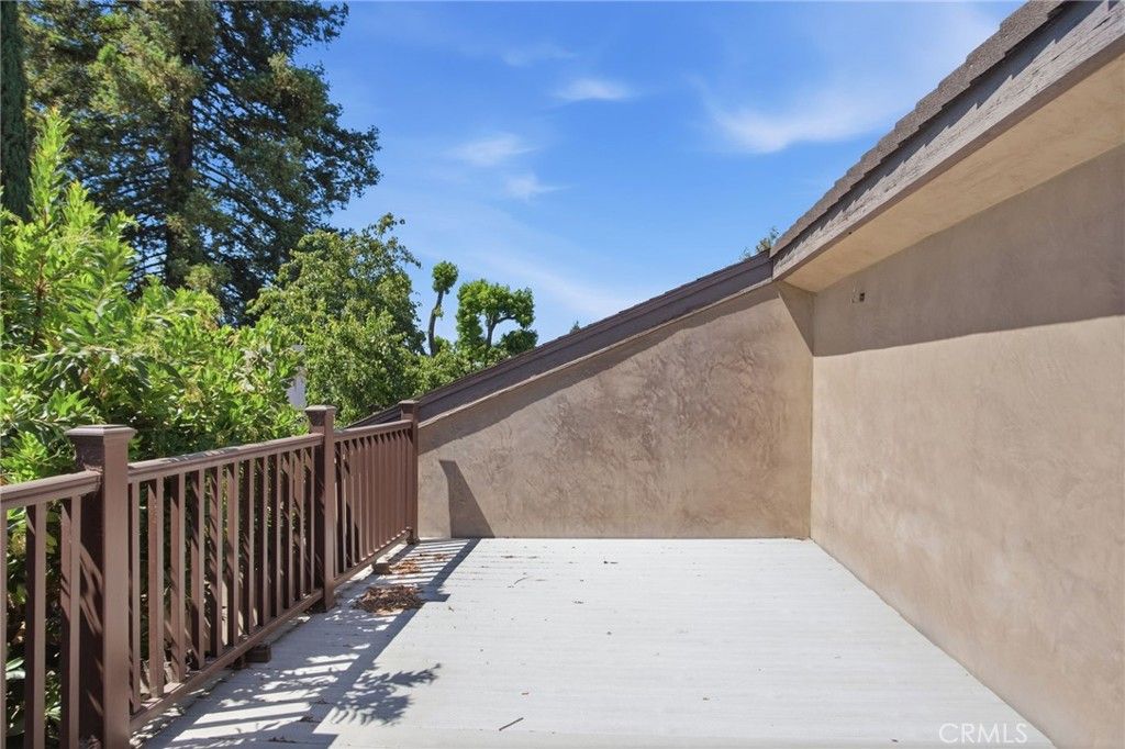 Image 31 of property listing at 1421 El Pueblo Drive, Modesto, CA 95355