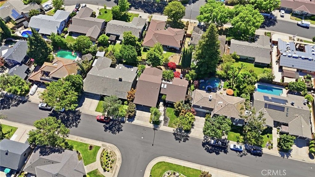 Image 33 of property listing at 1421 El Pueblo Drive, Modesto, CA 95355