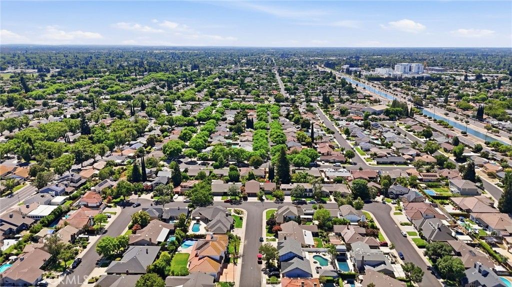 Image 34 of property listing at 1421 El Pueblo Drive, Modesto, CA 95355