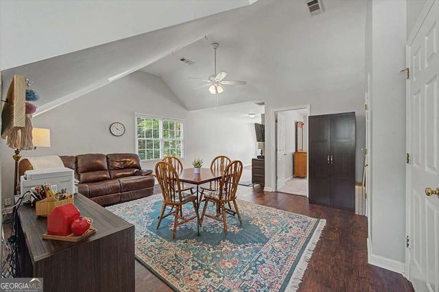 1025 Fairwood Court NW, Acworth, GA 30101