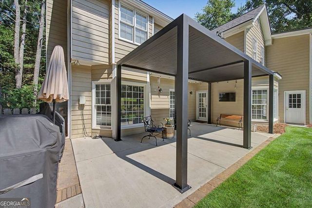 1025 Fairwood Court NW, Acworth, GA 30101