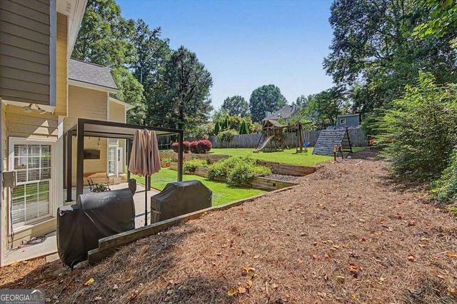 1025 Fairwood Court NW, Acworth, GA 30101