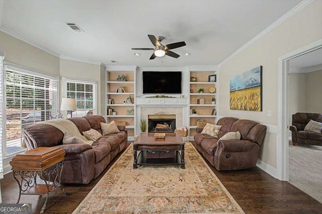 1025 Fairwood Court NW, Acworth, GA 30101