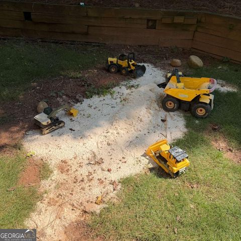 1025 Fairwood Court NW, Acworth, GA 30101