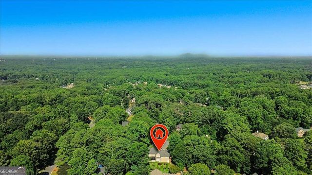 1025 Fairwood Court NW, Acworth, GA 30101
