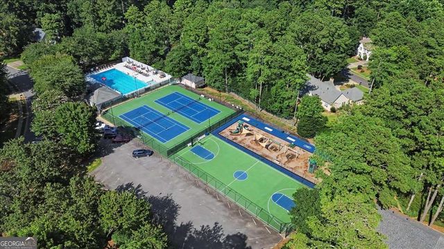 1025 Fairwood Court NW, Acworth, GA 30101