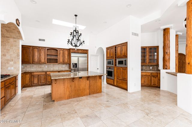 7025 E ASHLER HILLS Drive, Scottsdale, AZ 85266