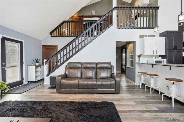 4216 Nicholson Road, Fowlerville, MI 48836