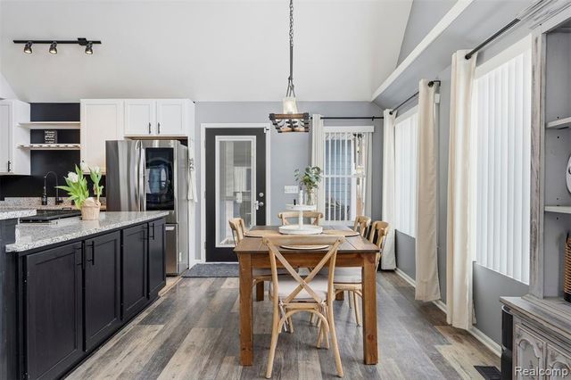 4216 Nicholson Road, Fowlerville, MI 48836