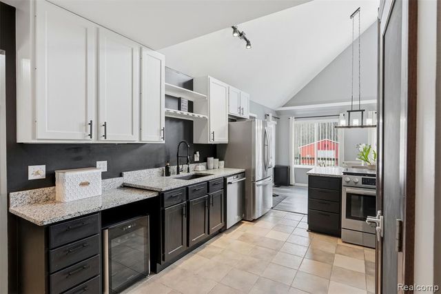 4216 Nicholson Road, Fowlerville, MI 48836