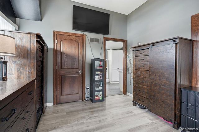 4216 Nicholson Road, Fowlerville, MI 48836