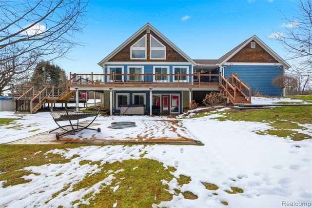 4216 Nicholson Road, Fowlerville, MI 48836