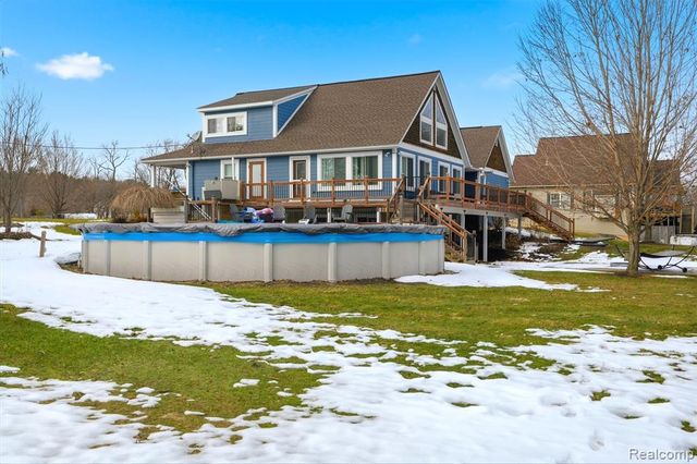 4216 Nicholson Road, Fowlerville, MI 48836