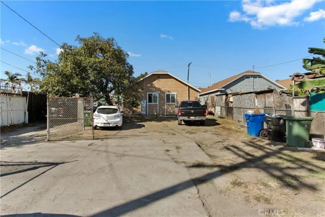114 E Gage Avenue, Los Angeles, CA 90003