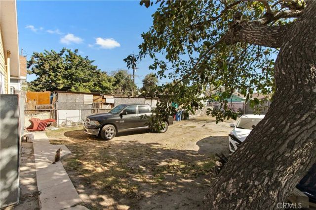 114 E Gage Avenue, Los Angeles, CA 90003