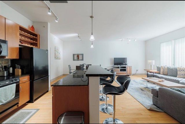 1901 Post Oak Boulevard 3205, Houston, TX 77056