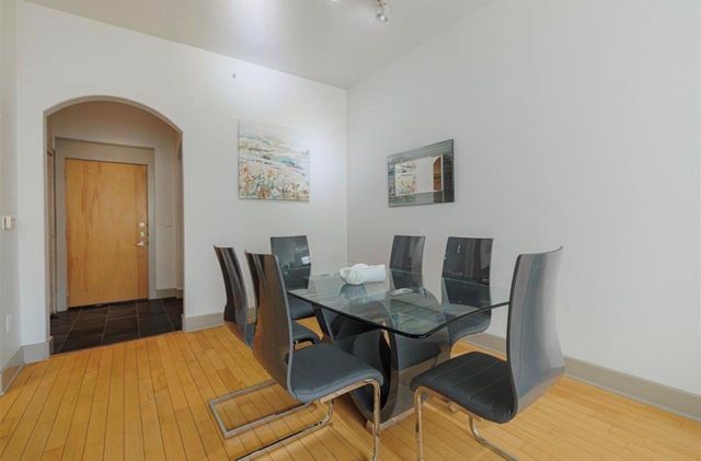 1901 Post Oak Boulevard 3205, Houston, TX 77056