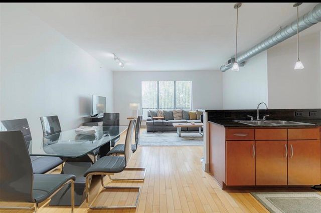 1901 Post Oak Boulevard 3205, Houston, TX 77056