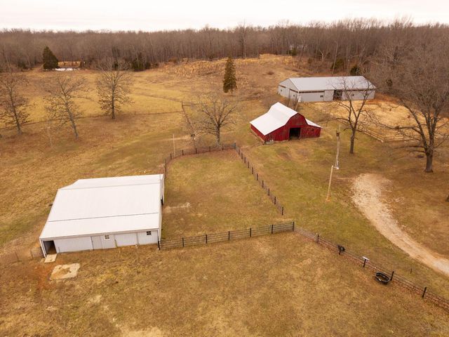 2405 County Road 2710, Mountain View, MO 65548