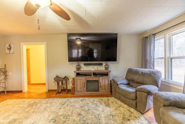 2405 County Road 2710, Mountain View, MO 65548