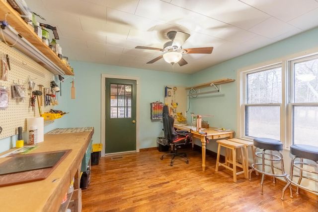 2405 County Road 2710, Mountain View, MO 65548