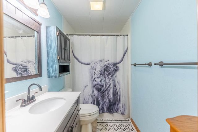 2405 County Road 2710, Mountain View, MO 65548