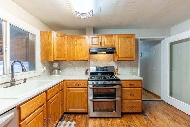 2405 County Road 2710, Mountain View, MO 65548