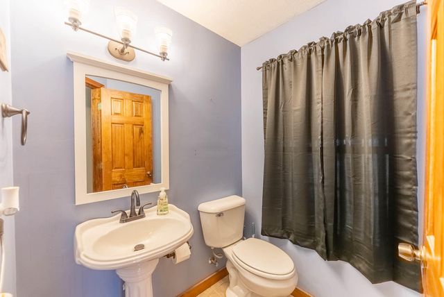 2405 County Road 2710, Mountain View, MO 65548