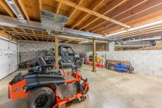 2405 County Road 2710, Mountain View, MO 65548