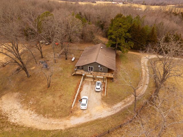 2405 County Road 2710, Mountain View, MO 65548
