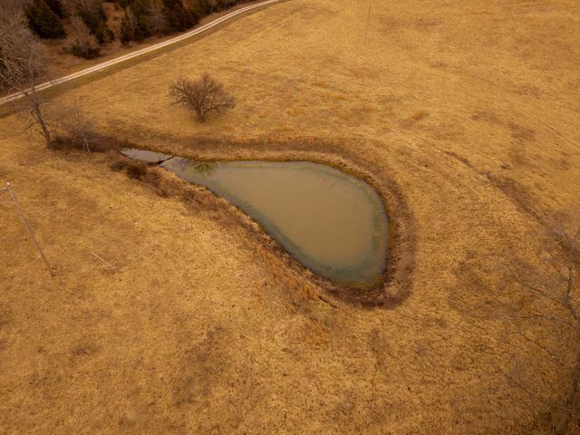 2405 County Road 2710, Mountain View, MO 65548