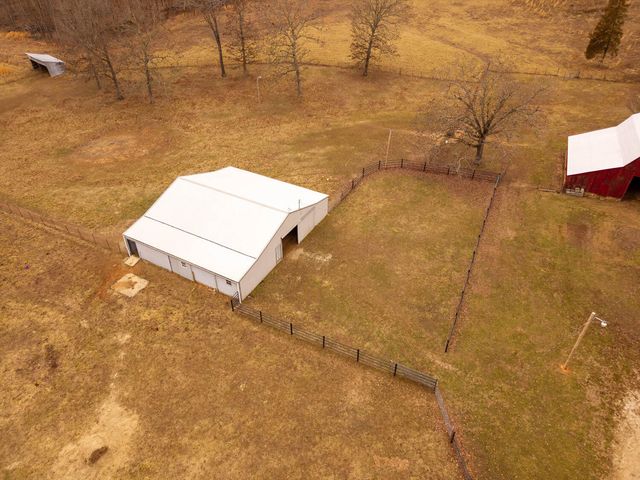 2405 County Road 2710, Mountain View, MO 65548