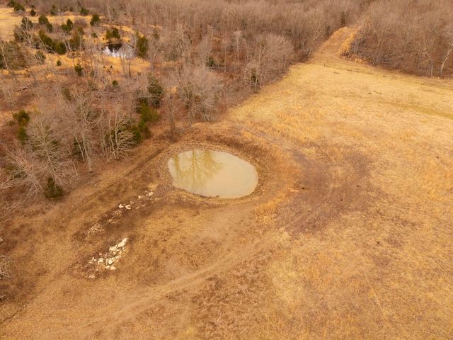 2405 County Road 2710, Mountain View, MO 65548